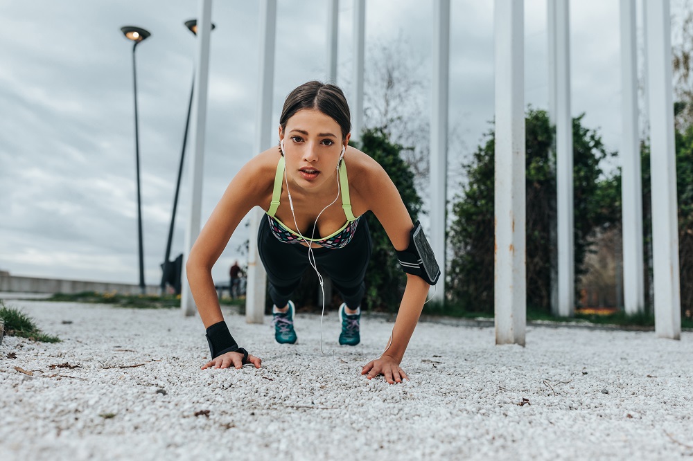 Wie kann man die Fitness verbessern? Übungen und Trainingsplan zur Steigerung der Fitness